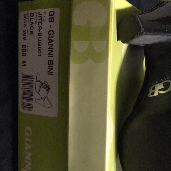 Sexy and versatile heels! - Picture 3 of 5